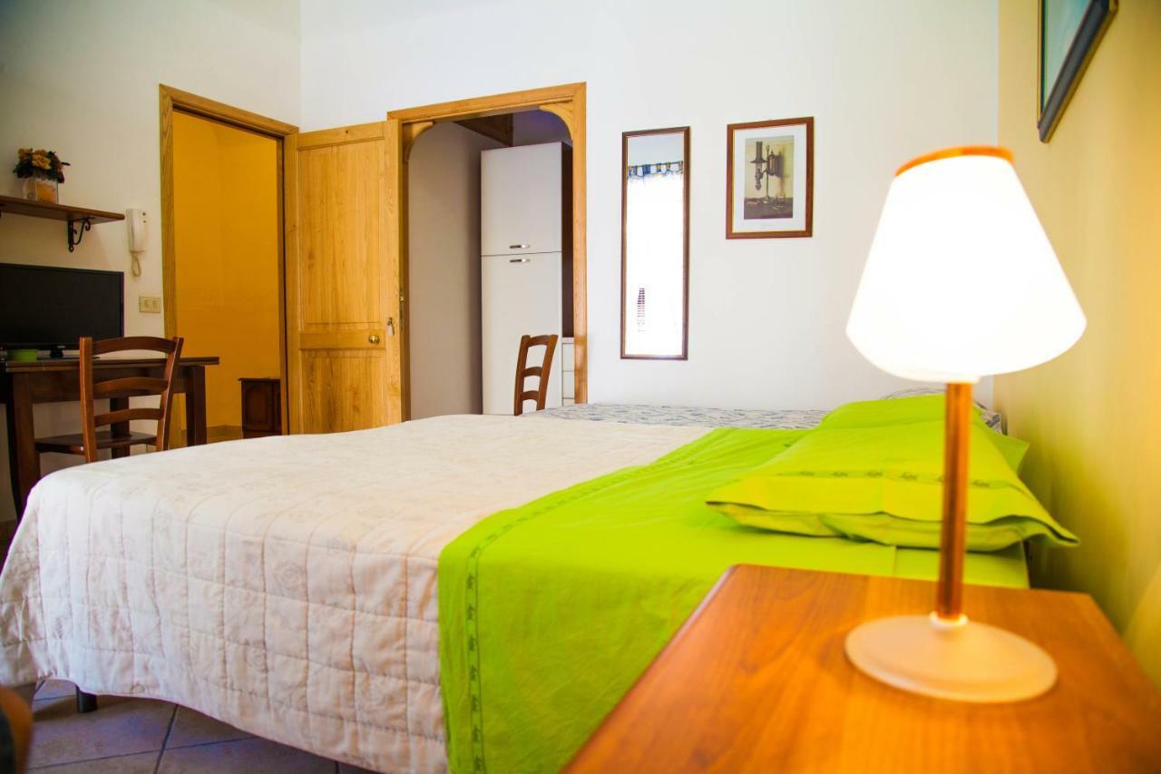 Bed & Breakfast Il Castellino Santo Stefano di Camastra Eksteriør bilde