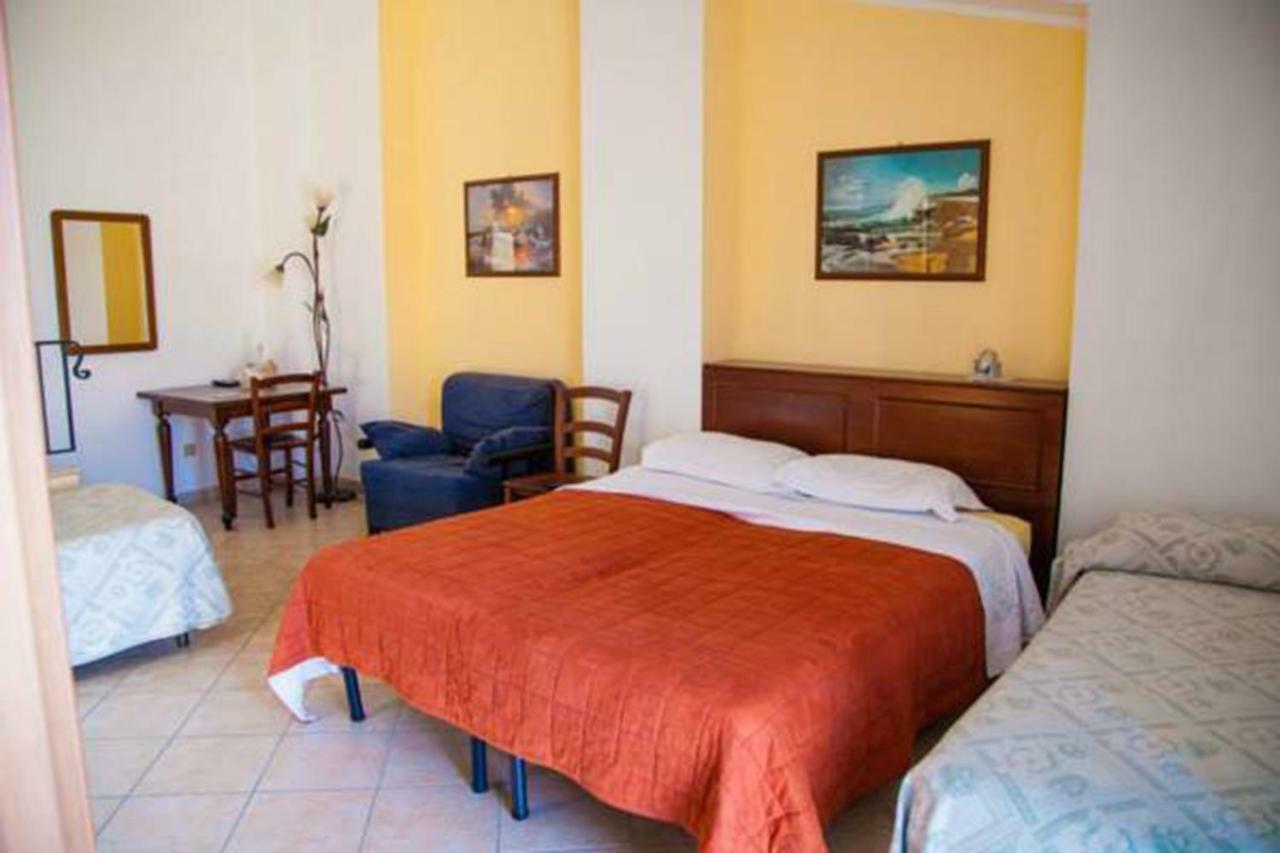 Bed & Breakfast Il Castellino Santo Stefano di Camastra Eksteriør bilde